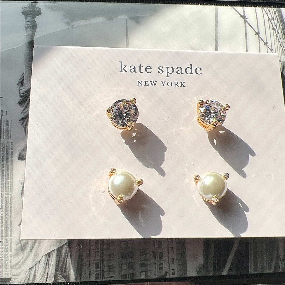 Kate Spade large rhinestone, Cream with Gold pearl Stud Earrings New with tags